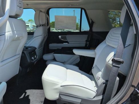 New 2026 Ford Expedition Platinum w/ Platinum Ultimate Package AWD/4WD image 13