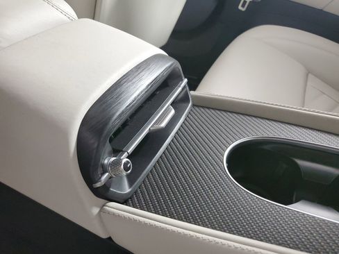 Used 2025 Maserati GranCabrio Modena image 48