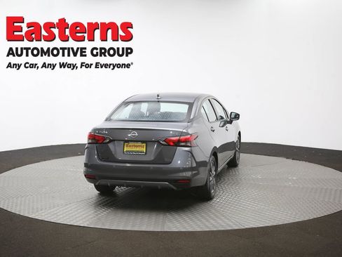 Used 2023 Nissan Versa SV image 38