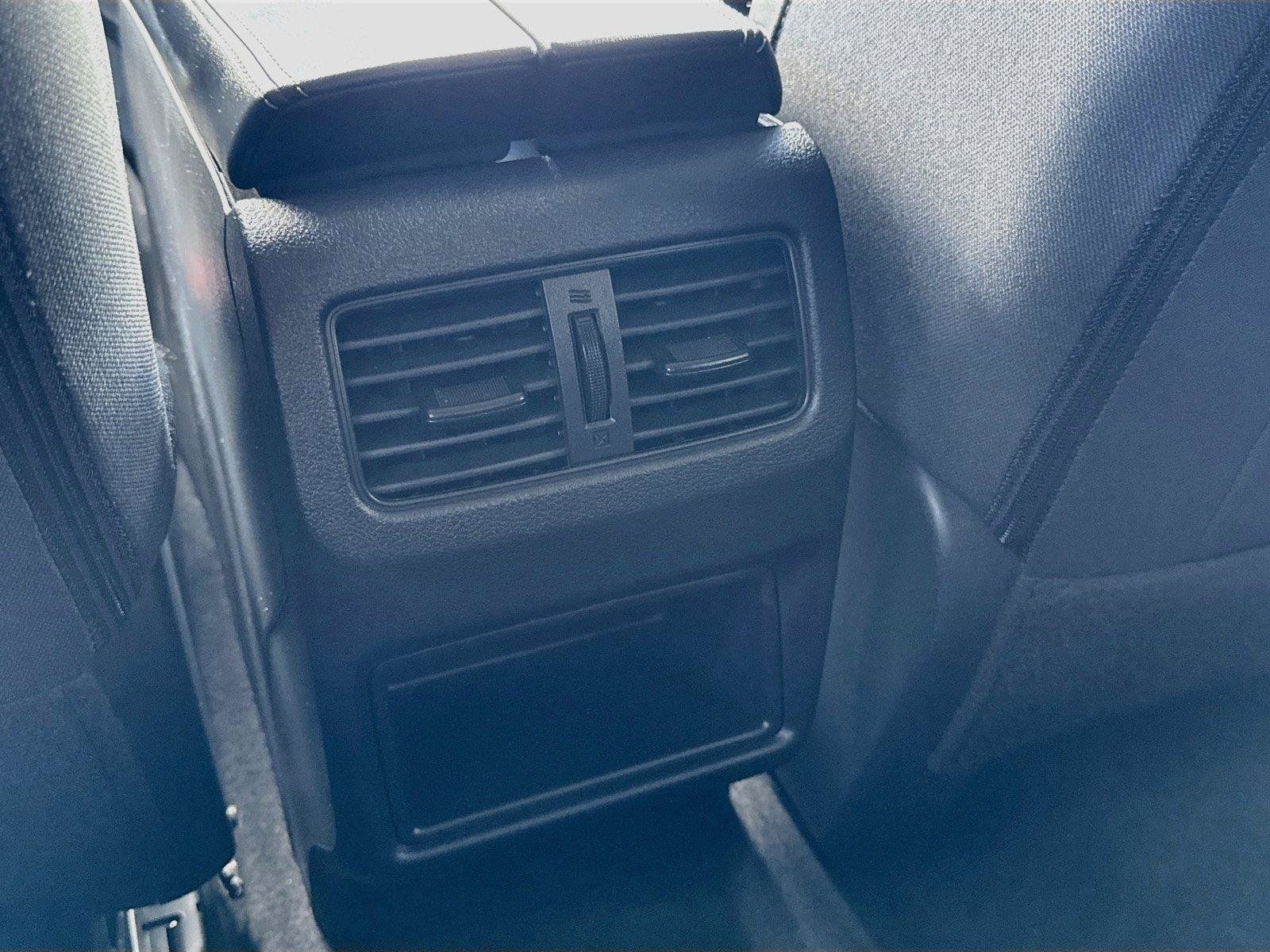 Used 2025 Nissan Rogue S FWD image 24