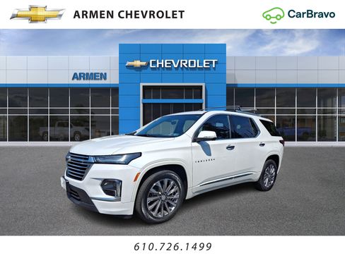Certified 2023 Chevrolet Traverse Premier AWD/4WD image 1