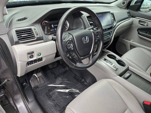 Used 2023 Honda Ridgeline RTL-E image 19