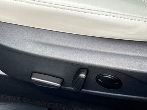 Certified 2025 Ford Mustang Mach-E Premium image 26