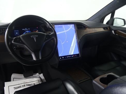 Used 2019 Tesla Model X 100D image 18