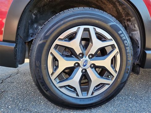 Used 2020 Subaru Forester Premium image 7