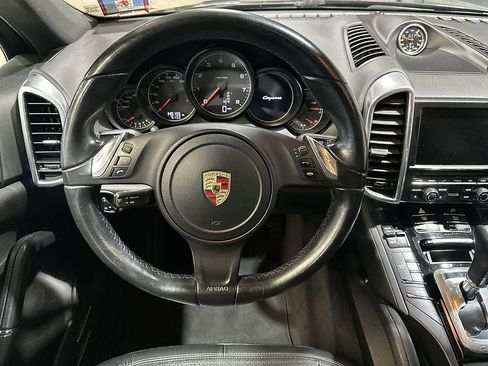 Used 2014 Porsche Cayenne AWD/4WD image 27