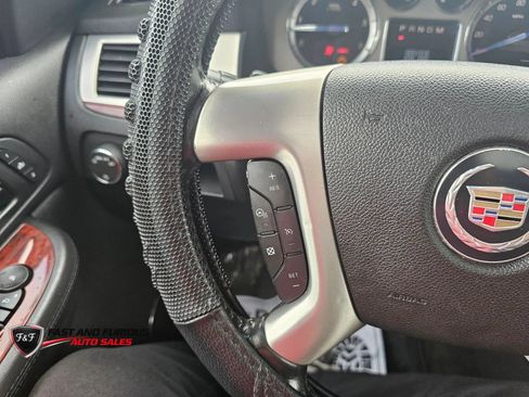 Used 2009 Cadillac Escalade ESV AWD image 25