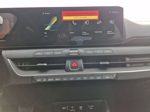 New 2025 Kia K4 LXS image 8