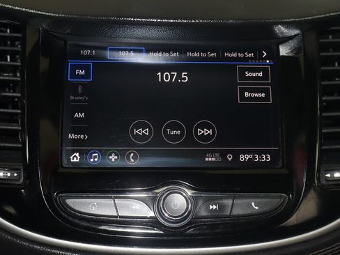 Used 2021 Chevrolet Trax LT w/ Midnight Edition FWD image 24