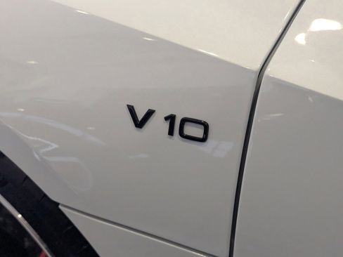 Used 2023 Audi R8 V10 performance image 32