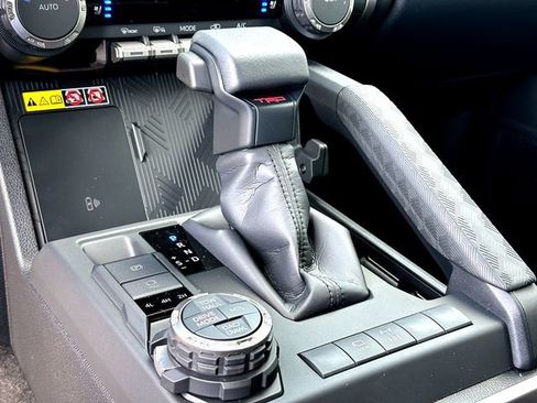 New 2026 Toyota 4Runner TRD Off-Road Premium AWD/4WD image 14