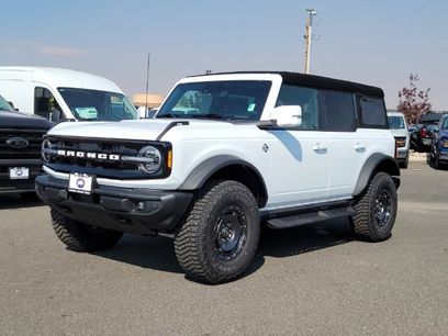 New 2024 Ford Bronco Outer Banks