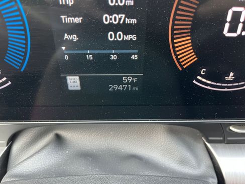 Used 2025 Hyundai Kona SEL image 38