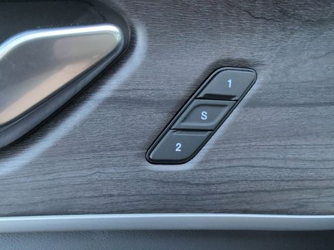 New 2025 Jeep Grand Cherokee Limited w/ Luxury Tech Group II image 13