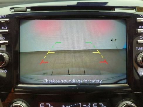 Used 2024 Nissan Murano SV image 27