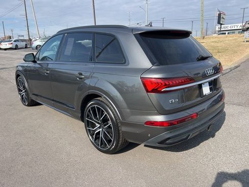 Used 2021 Audi Q7 3.0T Prestige w/ Prestige Package image 4
