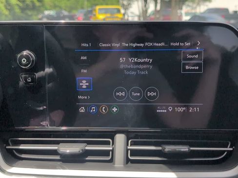 New 2026 Chevrolet Trax LS w/ LS Convenience Package FWD image 18