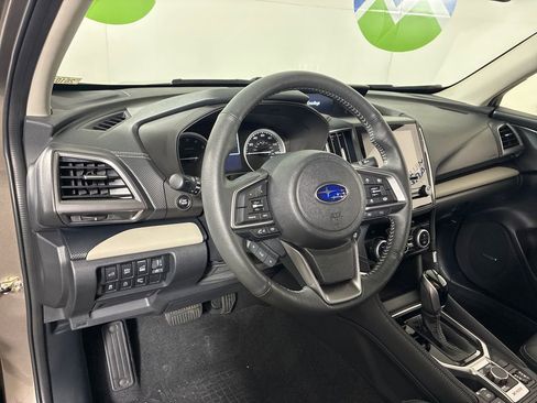 Certified 2023 Subaru Forester Limited image 24