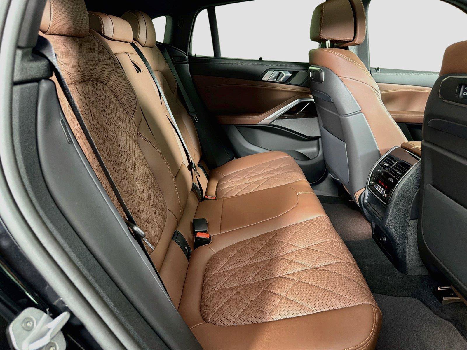 New 2027 BMW X6 xDrive40i w/ Executive Package AWD/4WD image 28