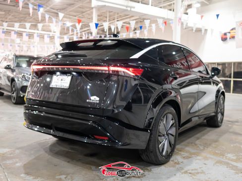 Used 2023 Nissan Ariya ENGAGE image 7