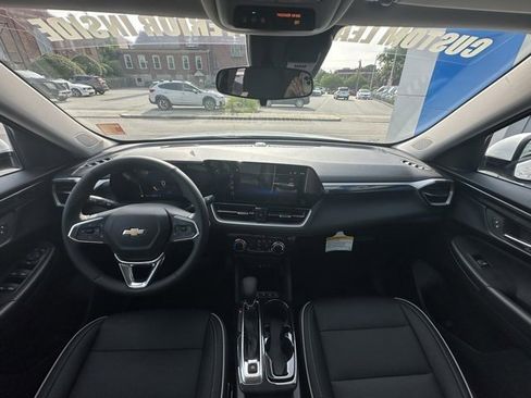 New 2025 Chevrolet TrailBlazer LT w/ LT Cold Weather Package image 26