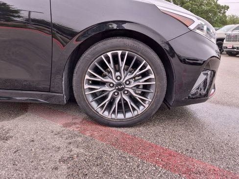 Used 2023 Kia Forte GT-Line w/ GT-Line Premium Package FWD image 14