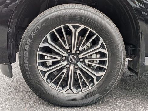 Used 2025 Nissan Armada SL w/ Convenience Package RWD image 22