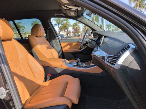 Certified 2023 BMW X5 xDrive40i w/ Premium Package image 31