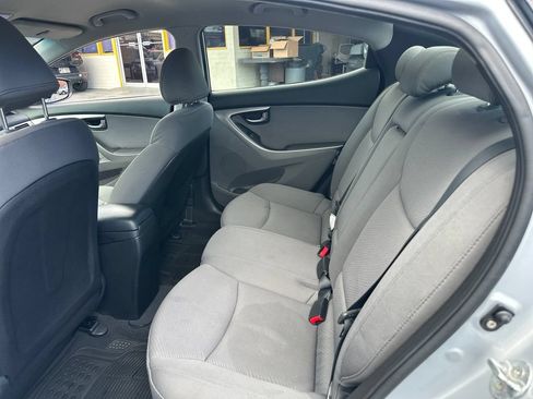 Used 2012 Hyundai Elantra GLS w/ Preferred Pkg 3 FWD image 15
