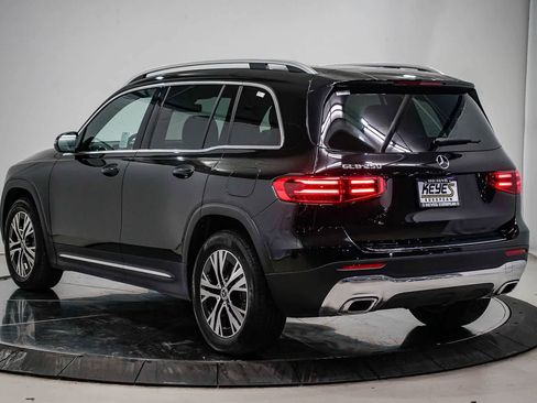 Used 2026 Mercedes-Benz GLB 250 image 2