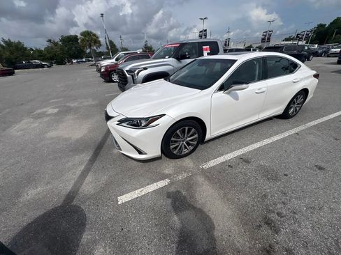 Used 2019 Lexus ES 350 w/ Premium Package FWD image 8