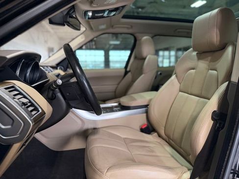 Used 2016 Land Rover Range Rover Sport SE image 22