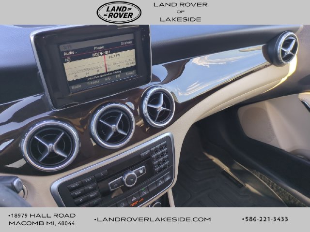 Used 2015 Mercedes-Benz GLA 250 4MATIC image 11