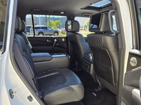 Certified 2023 INFINITI QX80 Sensory w/ Cargo Package AWD/4WD image 19