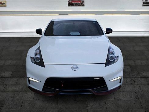 Used 2020 Nissan 370Z NISMO image 2