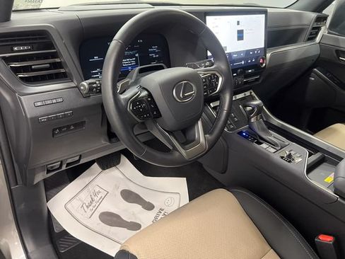 Certified 2024 Lexus GX 550 AWD/4WD image 16