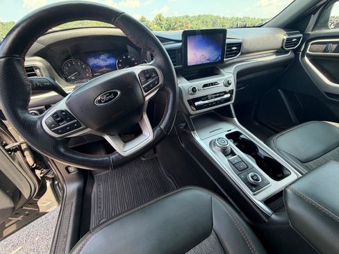 Used 2023 Ford Explorer Timberline AWD/4WD image 9
