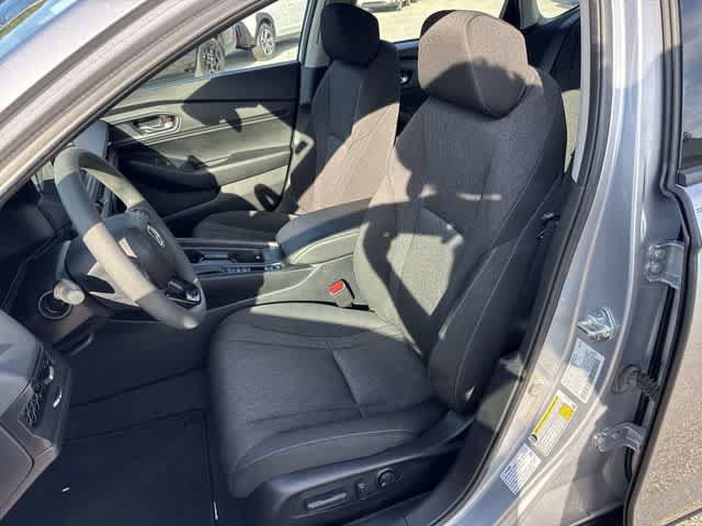 Used 2023 Honda Accord EX image 14