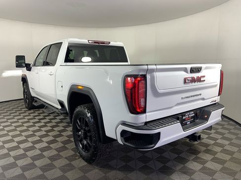 Used 2021 GMC Sierra 2500 AT4 w/ Gooseneck/5TH Wheel Package image 9