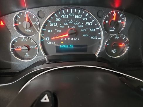 Used 2025 GMC Savana 2500 w/ Driver Convenience Package RWD image 6
