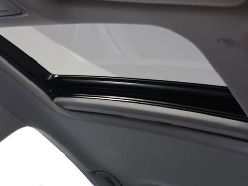 Used 2025 Honda Accord SE image 18