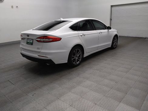 Used 2020 Ford Fusion SEL FWD image 9