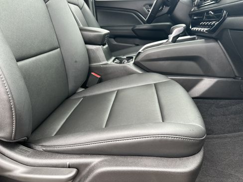 Certified 2025 Chevrolet Colorado LT w/ LT Convenience Package image 14