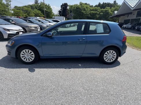 Used 2015 Volkswagen Golf Launch Edition FWD image 2