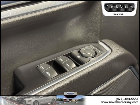 Used 2022 Chevrolet Silverado 1500 LT image 14