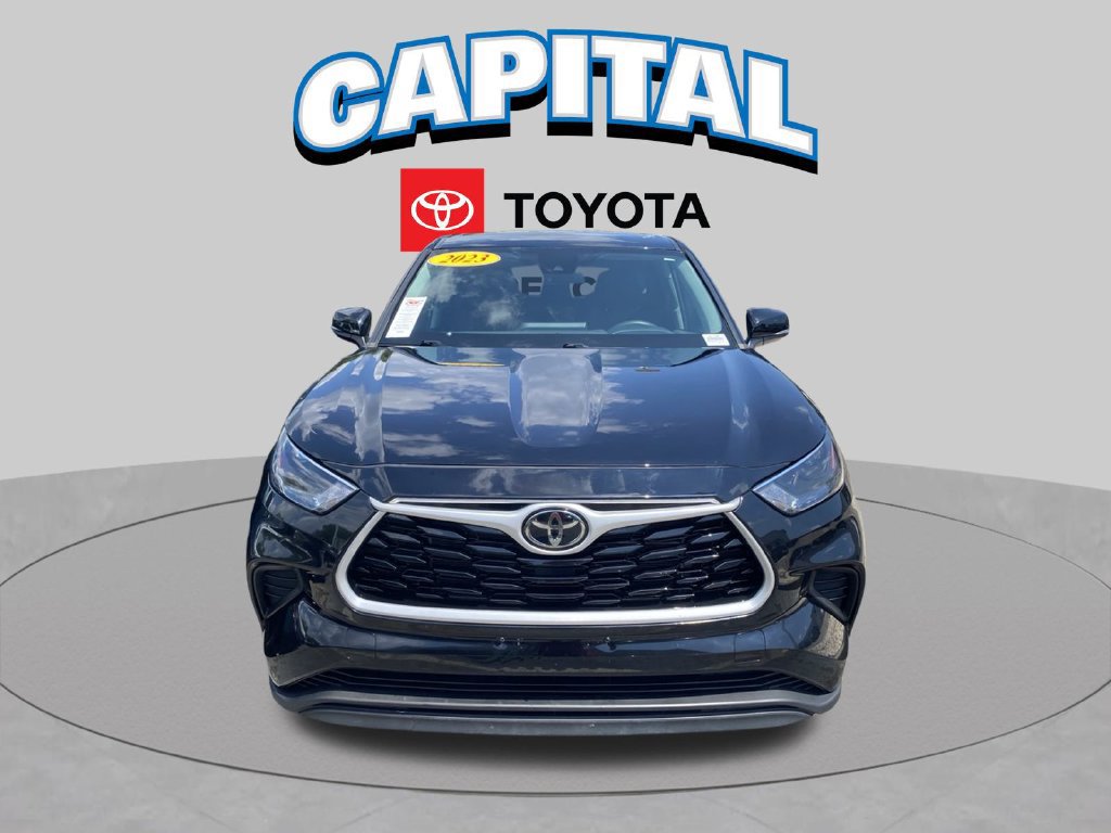 Used 2023 Toyota Highlander L FWD image 18
