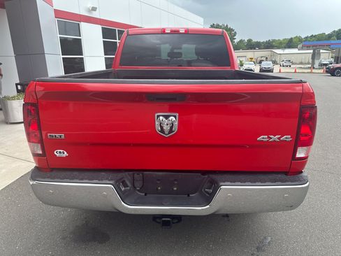 Used 2019 RAM 1500 Classic SLT AWD/4WD image 7