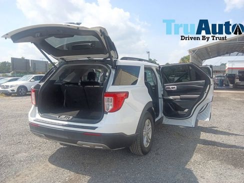 Used 2021 Ford Explorer XLT w/ Equipment Group 202A RWD image 15