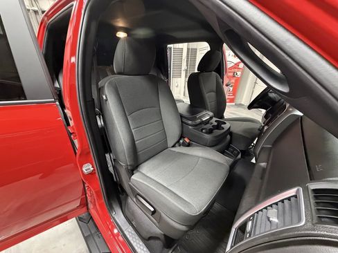 Used 2021 RAM 1500 Classic Warlock image 5