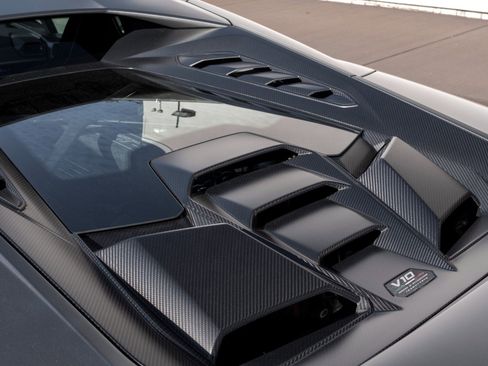 Used 2023 Lamborghini Huracan Tecnica image 17